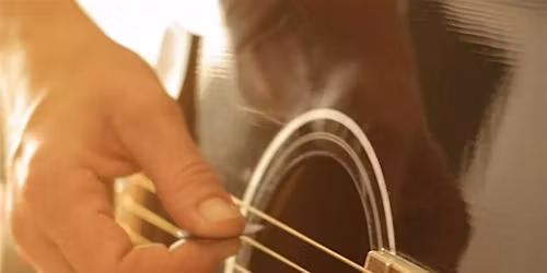 Holiday Writers Round at Thistle and Rye!!