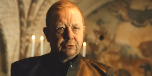 Kunigas l\u00e4htee Ranskaan (1986)