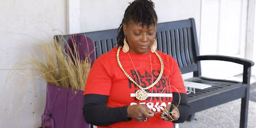 Sweetgrass Basket Making Class 