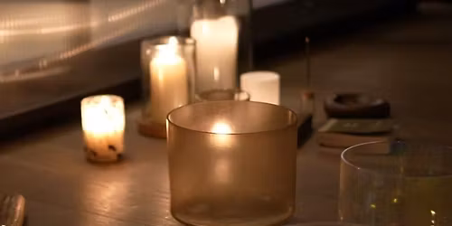 Yin Yoga et bain sonore \u00e0 la bougie