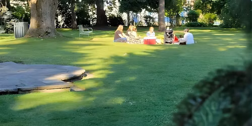 Picnic at Parkwood