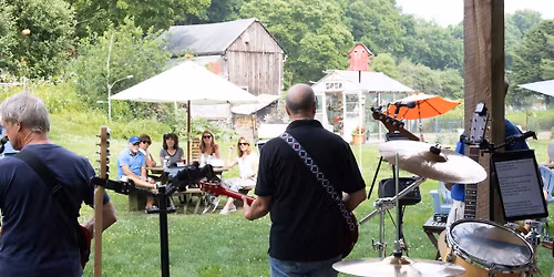 Thee Returns to the Albany Elks Lodge