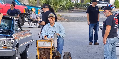 December Ocala Hooters and Cruisers