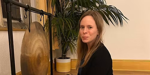 Gong Bath with Light Language to Calm Overwhelm in Times of Change