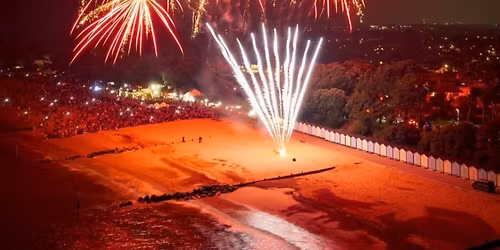 The Noisy Lobster Fireworks Display!\ud83c\udf86