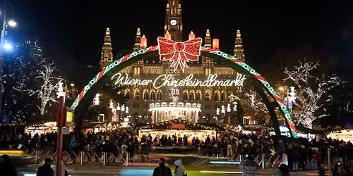 Adventi v\u00e1s\u00e1r B\u00e9csben!