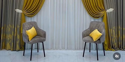 Royal curtain 