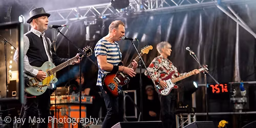 The Polaroidz playing at Esquires Sunday Sessions, Bedford