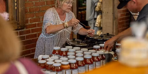 Holiday Sample Day at The Pickwick Place