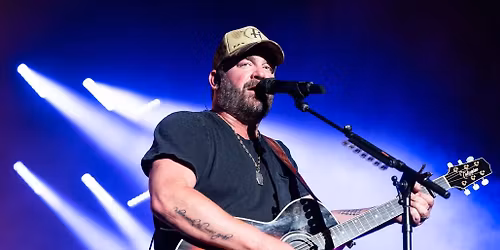 Parking Lee Brice