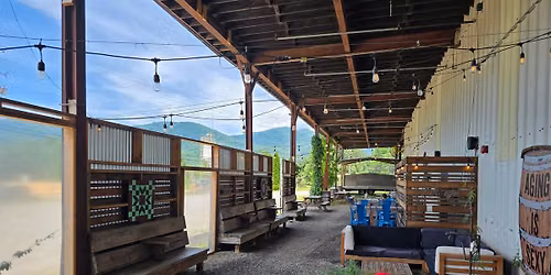 Oak & Grist Distillery Drink & Draw, Black Mountain 