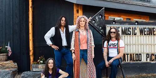 Paper Flowers: Remembering Fleetwood Mac (Outdoor Satge)