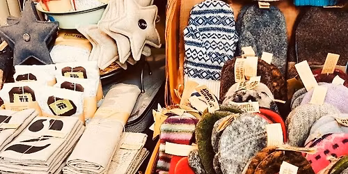 PERINTEISET K\u00c4PYL\u00c4N JOULUMYYJ\u00c4ISET