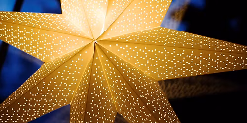 Carolsgudstj\u00e4nst - med mycket k\u00f6rs\u00e5ng