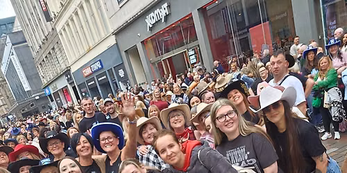 Maggie's Line dance Flashmob 2027 - International Linedance Flashmob day