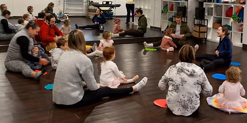Family First Steps Drop-In Dance Class