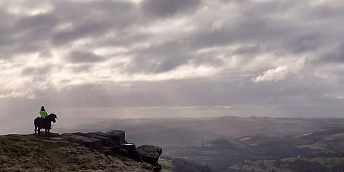 Stanage Edge 5 PLACES LEFT 