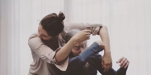 Le Fil du Temps \/ Cie Entretemps \/ B\u00e9n\u00e9dicte Billiet & Sophia Otto