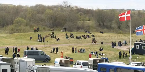 \u00c5rsm\u00f8de p\u00e5 Islandshestecentret 