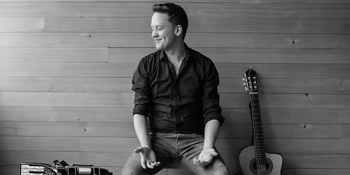 PHILIPP LINGG'S MUSIKZIMMER