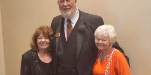 Holiday Variety Show at Beef & Boards Dinner Theatre