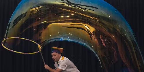 THE SCIENTIFIC BUBBLE SHOW