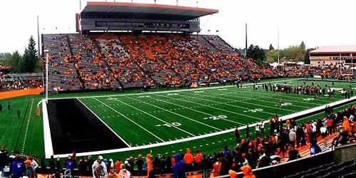Oregon Ducks vs. Oregon State Beavers