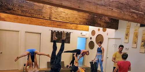 Livonia Acroyoga skill share Holiday weekend 