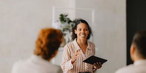 TechTips: Staying Connected with Social Media (SAR)