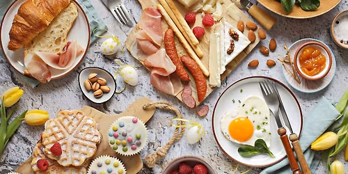 P\u00e4\u00e4si\u00e4isbrunssi VENN ravintolassa