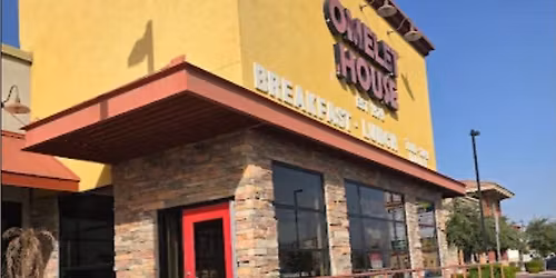 Lunch at The Omelet House