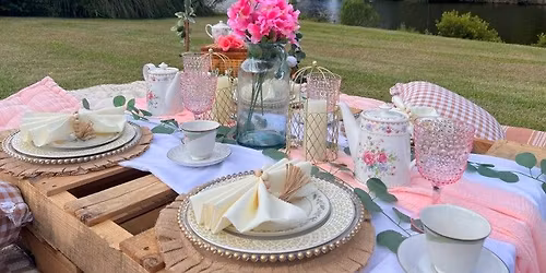 Winter Glow: A Luxe Winter Picnic & Mindset Reset Experience