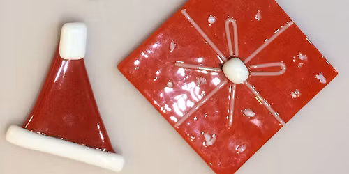 Christmas Decorations in Fused Glass Workshop