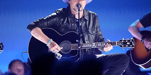 Jason Aldean, Chase Matthew & Mackenzie Carpenter
