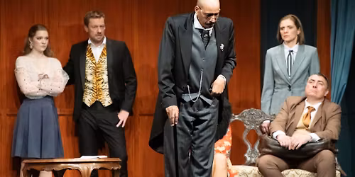 19:00 \u2013 Agatha Christie: Az Ackroyd-gyilkoss\u00e1g \/ krimi \/ Veres 1 Sz\u00ednh\u00e1z vend\u00e9gj\u00e1t\u00e9ka