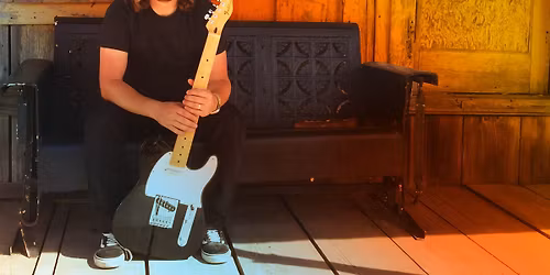 Janky LIVE!! @Dog 'n' Bone