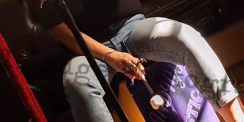 Indigo Acoustic live 