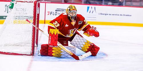 Baie Comeau Drakkar at Chicoutimi Sagueneens at Centre Georges Vezina