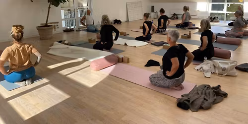 KOM HJEM TIL DIG SELV