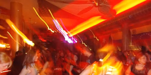 Club@Lounge feat. DJ Juicycology Best DJs on the turntable