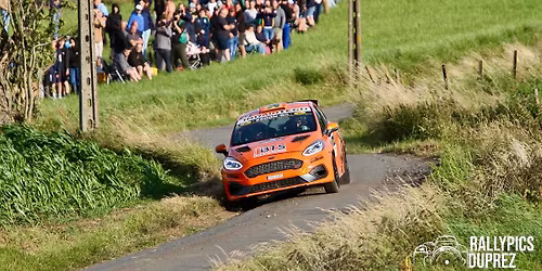 Kip aan het spit T.v.v Berville Fred en Artuur Vyncke 