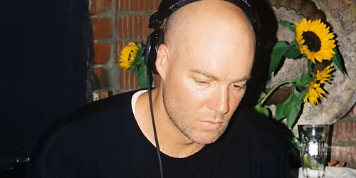 Rick Dolphin X Llayt (Vinyl b2b) | Cathedral