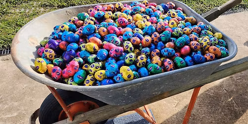 HUGE EASTER EGG GRAB AT THE CANBERRA MINIATURE RAILWAY
