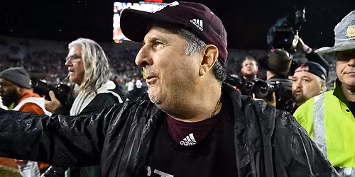 Mississippi State Bulldogs at LSU Tigers Womens Volleyball