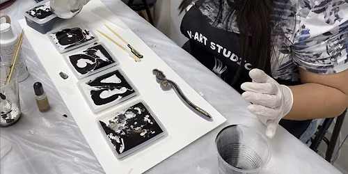 Epoxy resin coasters workshop