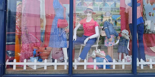 CHRISTMAS EVENT AT VINCENT'S RAILWAY SQUARE WATERFORD 