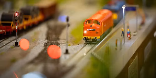 Vas\u00fatmodell t\u00e1rsasj\u00e1t\u00e9k- csak id\u0151pontfoglal\u00e1ssal