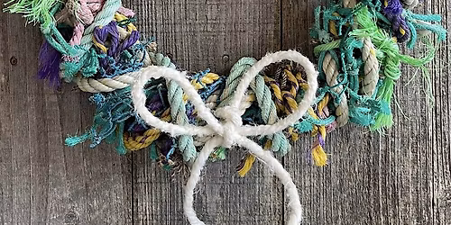 Repurposed Fishing Rope Wreath Crafting