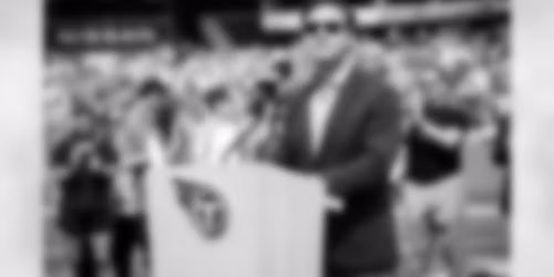 Indianapolis Colts at Tennessee Titans at Nissan Stadium
