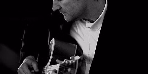 Loz Rabone LIVE acoustic covers